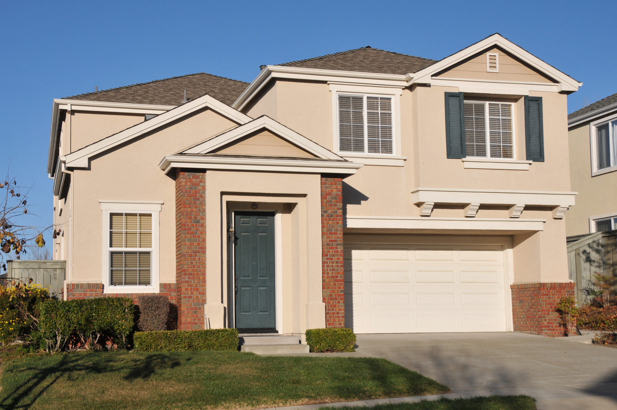 Your Front Door, Your Statement: A Fresh Take on Exterior Paint Makeovers